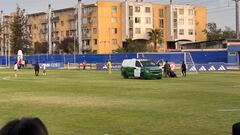 La imagen que estremeció a todos: Carabineros se llevó a una lesionada