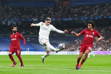Liverpool explota: Alexander-Arnold traidor, perdedor, rata...