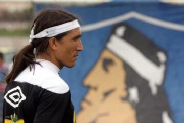 Juan Guillermo Castillo llegó el 2011 a Colo Colo, después de haber sido varias veces nominado a la selección uruguaya. Fue al mundial del 2010.