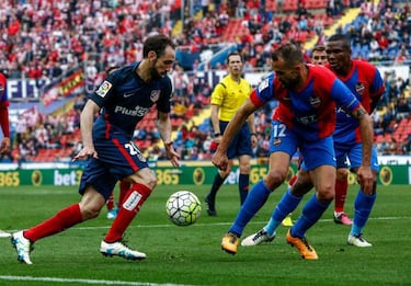 Mascherano de '9', el estirón de Varane y el 'modelo Eibar'