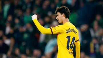 João Félix celebra su gol contra el Betis.