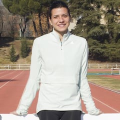 Irene Sánchez-Escribano se crece en el barro del cross