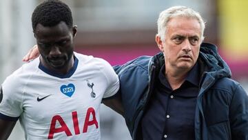 Davinson sigue sin jugar en pretemporada con Tottenham