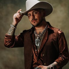 Ex novia de Nodal hace confesión sobre el modus operandi del cantante con sus parejas