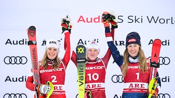 Shiffrin supera en podios a Stenmark tras un doblete austriaco