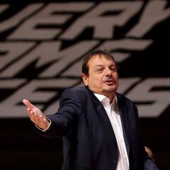 Ergin Ataman carga contra la Liga griega