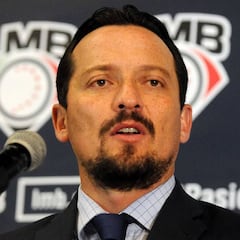 Javier Salinas renuncia a la presidencia de la LMB