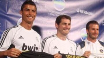 El Madrid hizo más caja que el Barça en verano...