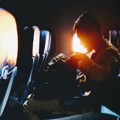 Así es la mochila que te va a permitir subir con tu equipaje de mano a los aviones de Ryanair y otras aerolíneas ‘low cost’