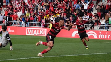 Gabri marc¨® el gol que dio al Mirand¨¦s la salvaci¨®n.