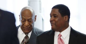 Bill Cosby acudi&oacute; a declarar y est&aacute; a la espera de saber si tendr&aacute; que ir a juicio por los supuestos abusos sexuales.