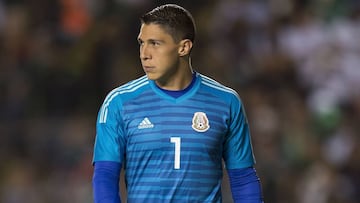 Hugo Gonz&aacute;lez; quiero ser titular, el portero a vencer es Ochoa