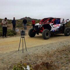 Chaleco López fue segundo en su primera carrera camino al Dakar
