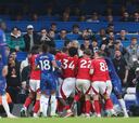 20 jugadores se pelean en el Chelsea-Forest y Palmer y Joao Felix se hacen viral por esto