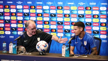 Marcelo Bielsa y Maxi Araújo hablan de Colombia antes de la semifinal de Copa América