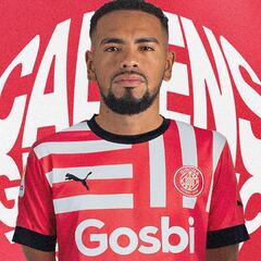 Alexander Callens ficha por lo que resta de curso y dos más