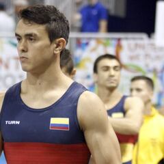 Jossimar Calvo gana oro, plata y bronce en Turquía