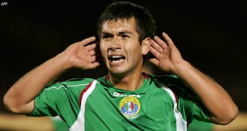 Carlos Villanueva encabezo a los goleadores chilenos del 2007. Marcó 32 goles en Audax Italiano y La Roja.