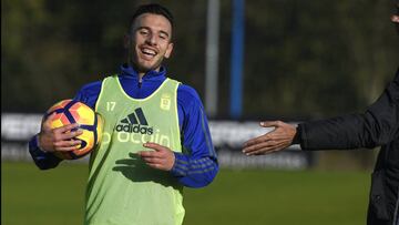 José Fernández en el entrenamiento del Oviedo