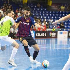 El Barça es el nuevo líder tras golear al Palma en El Palau