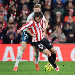 Unai Gómez vuelve a la casilla de salida como lateral izquierdo