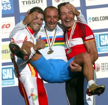 Días más tarde, disputaría el Mundial de Salzburgo, en el que conquistaría la medalla de bronce al cruzar la meta por detrás de Paolo Bettini, primero, y Erik Zabel, segundo. Concluiría la temporada alzándose con la clasificación individual del UCI ProTour, y fue galardonado con la 'Bicicleta de Oro'.