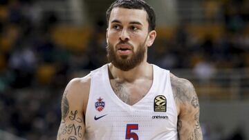 Fin al culebrón Mike James: se queda en el CSKA