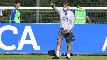 24/08/20 ENTRENAMIENTO DEL DEPORTIVO DE LA CORU&Ntilde;A 
 
 FERNANDO VAZQUEZ 