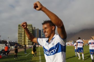 Buonanotte celebra el triunfo ante Iquique, el rival avencer durante este torneo.