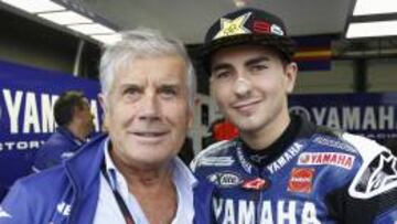 Giacomo Agostini con Jorge Lorenzo.