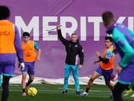 Entrenamiento Real Valladolid con Escribá.