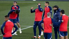 Los jugadores del Atlético en la sesión de entrenamiento de esta tarde.