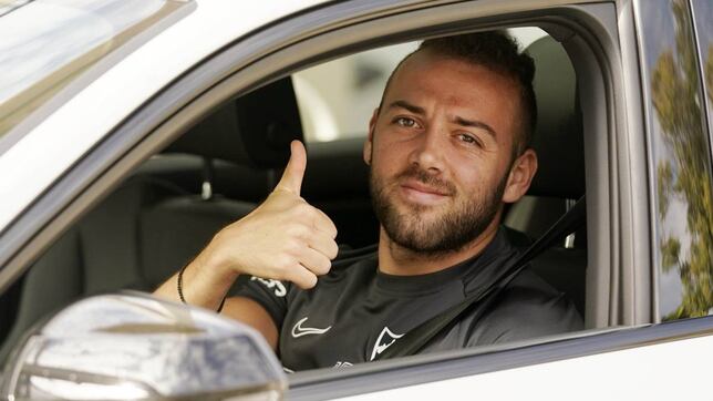 Keidi Bare llega mañana para someterse al reconocimiento médico y firmar su contrato