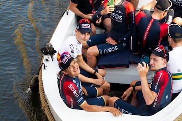 Carapaz y Carlos Rodríguez en la presentación de La Vuelta