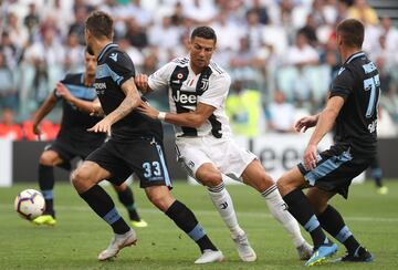 Cristiano Ronaldo y Francesco Acerbi.