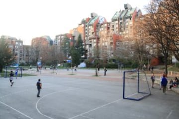  Una de las zonas en la que los niños juegan en el barrio.