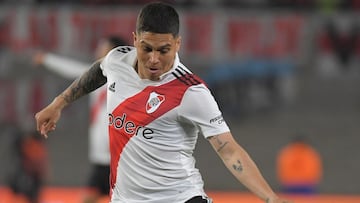 Juan Fernando Quintero en un partido de River Plate.