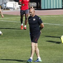 El Rayo mantendrá el bloque: 15 jugadores con contrato en vigor
