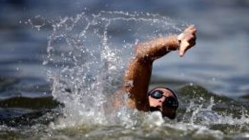 El espa&ntilde;ol Antonio Arroyo durante la prueba de los 10km masculino en aguas abiertas de los Mundiales de Kaz&aacute;n.