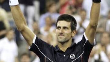 Djokovic desarbola a Berloq y ya está en tercera ronda