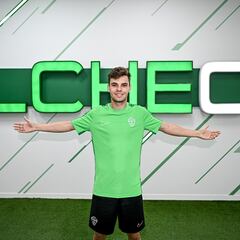 Febas se convierte en el primer fichaje del Elche