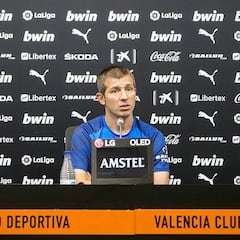 Celades: "Me niego a pensar que la mala relación del club con la RFEF tenga influencia arbitral"