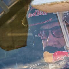 “Carlos nos dijo: ‘Siempre tengo un accidente antes de ganar”