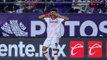 Jesus Gallardo celebrates his goal 0-1 of Toluca during the 16th round match between Atletico de San Luis and Toluca as part of the Liga BBVA MX, Torneo Clausura 2025 at Alfonso Lastras Stadium, on April 16, 2025 in San Luis Potosi, Mexico.