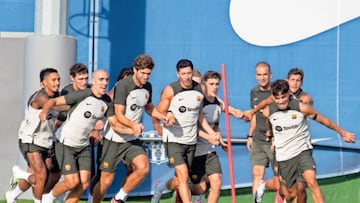 Imagen del entrenamiento que el Barcelona realizó ayer por la tarde en Sant Joan Despí.