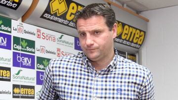 01/02/16 NUEVO JUGADOR FICHAJE DEL NUMANCIA ANTONIO MARTINEZ
DIRECTOR DEPORTIVO CESAR PALACIOS