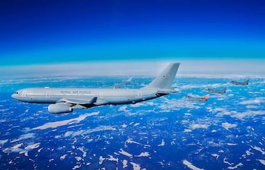 Es un avión cisterna y de transporte estratégico. España adquirió dos unidades en 2021 y 2022, con matriculas destinadas al 45º Grupo de Fuerzas Aéreas. Estas aeronaves realizan misiones de reabastecimiento en vuelo y transporte de personal y carga.