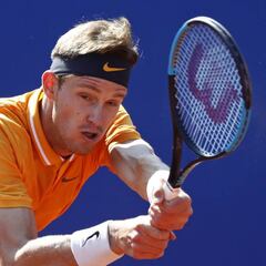 Jarry y Barrios siguen en carrera para llegar a Roland Garros