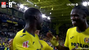 Está delantera tiene muy buena pinta: la jugada de Barry y Pepe que emociona a la Cerámica