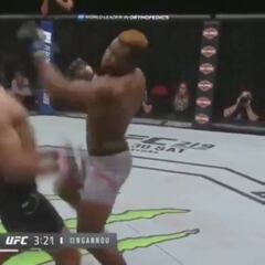 En Inglaterra lo califican como el KO del año: brutal se queda corto